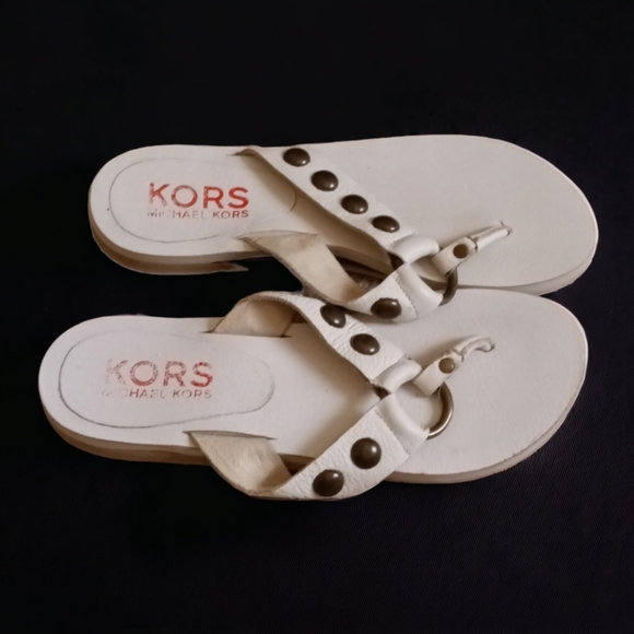 White Leather Michael Kors Flip Flops - Picture 4 of 5